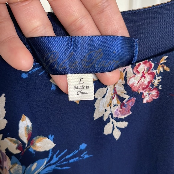 Floral dress from Franchesca’s. Brand is Blue Rain. - Picture 2 of 3